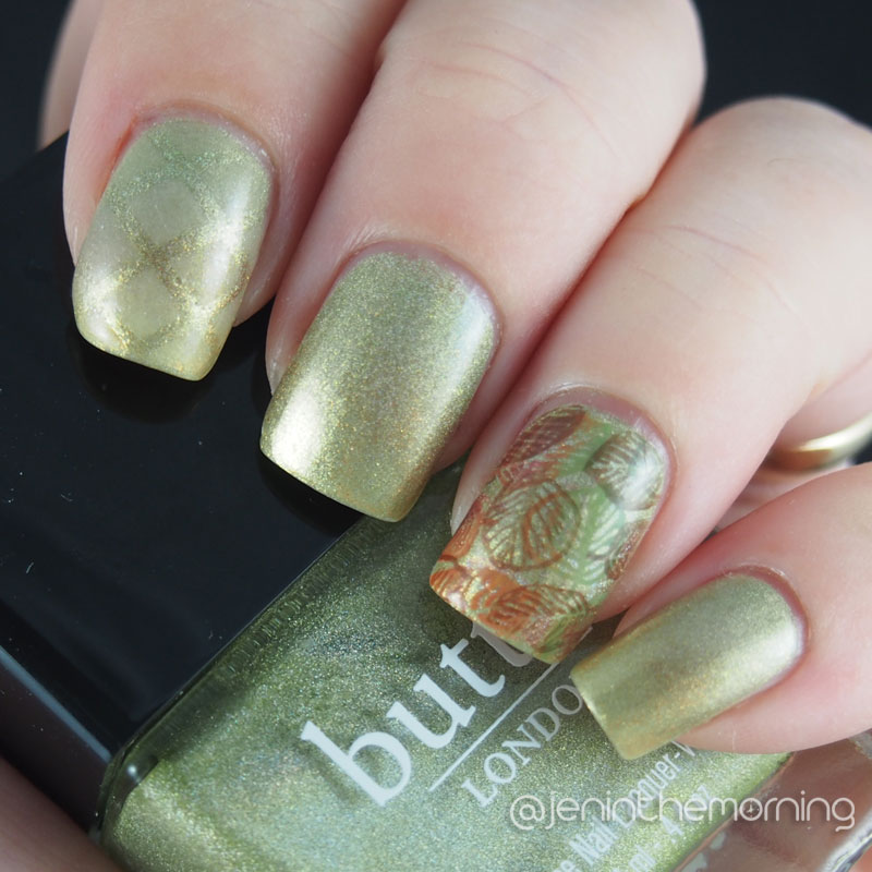 #npclairestelle8 - Leaves of Fall
