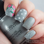 Gray mani with floral nail art