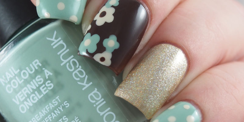 Brown and Blue Floral Dotticure