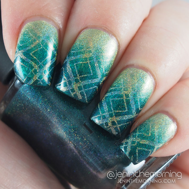 Holographic Gradient nails
