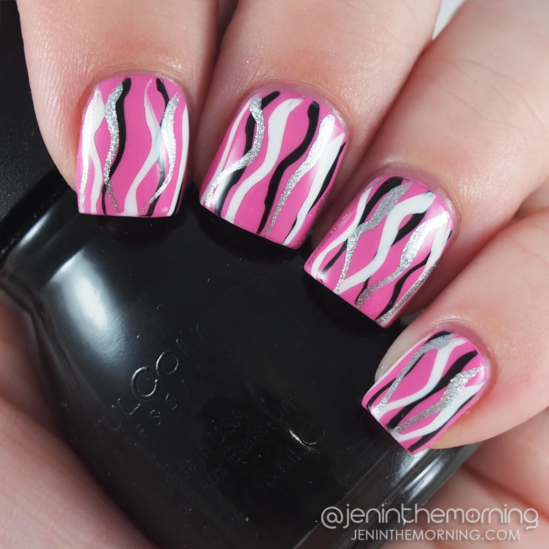 Easy Squiggle Waterfall Nails