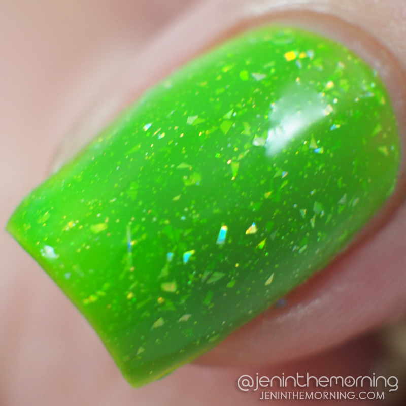 Envy Lacquer - Zapped Apple - Direct Sunlight - Macro