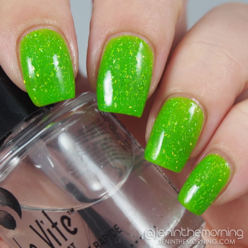 Envy Lacquer - Zapped Apple - Indoors