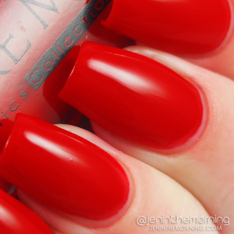 Make Me Cosmetics Collection - Coke Body
